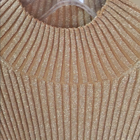 Joseph Abboud, Gold Metallic Sleeveless Sweater - Picture 3 of 9
